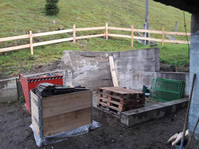 Abriss der maroden Holzhütten beim Trockenboden, 2019